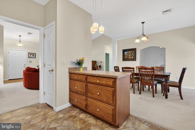 717 HEATHER RDG, Manheim, PA 17545