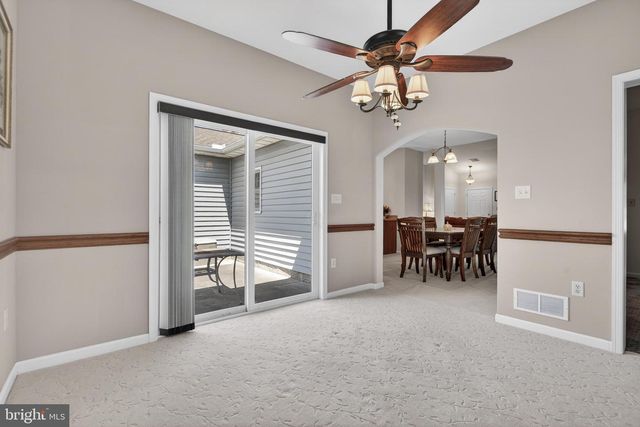 717 HEATHER RDG, Manheim, PA 17545