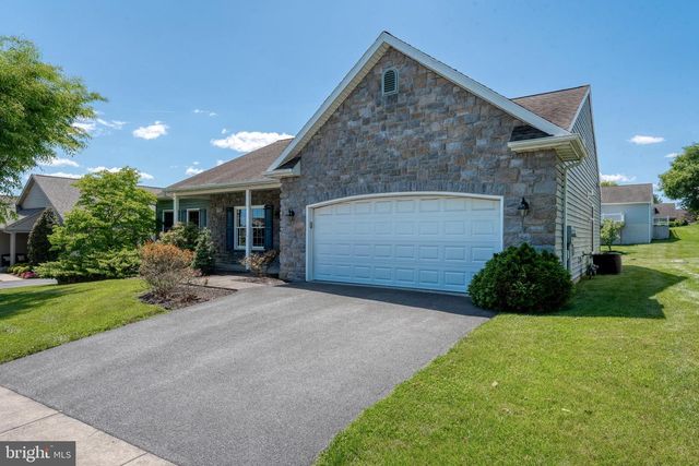 717 HEATHER RDG, Manheim, PA 17545