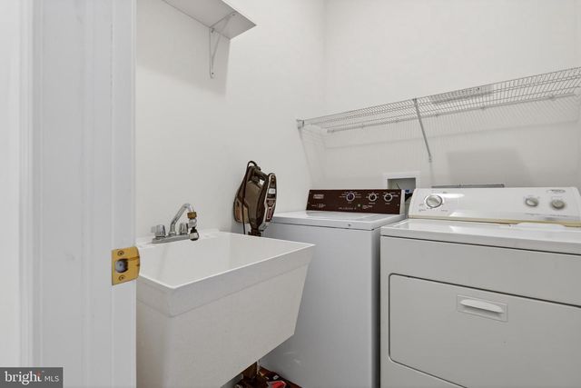 717 HEATHER RDG, Manheim, PA 17545