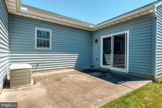 717 HEATHER RDG, Manheim, PA 17545