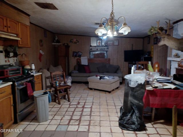 627 MILO Drive, El Paso, TX 79927