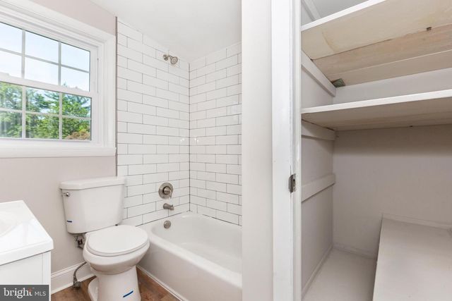 6641 MAROTT DR, Baltimore, MD 21207