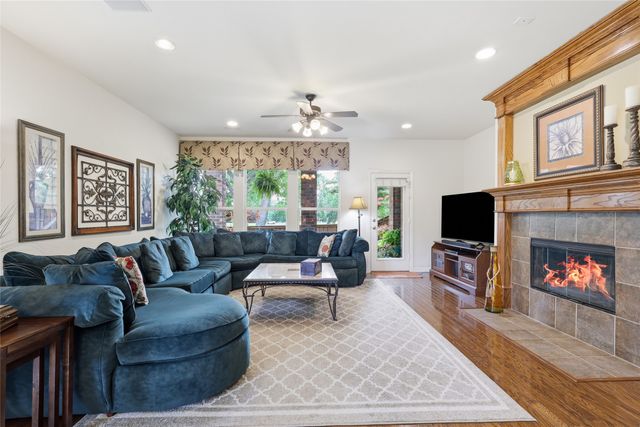 3816 Landsdowne Drive, Mckinney, TX 75072