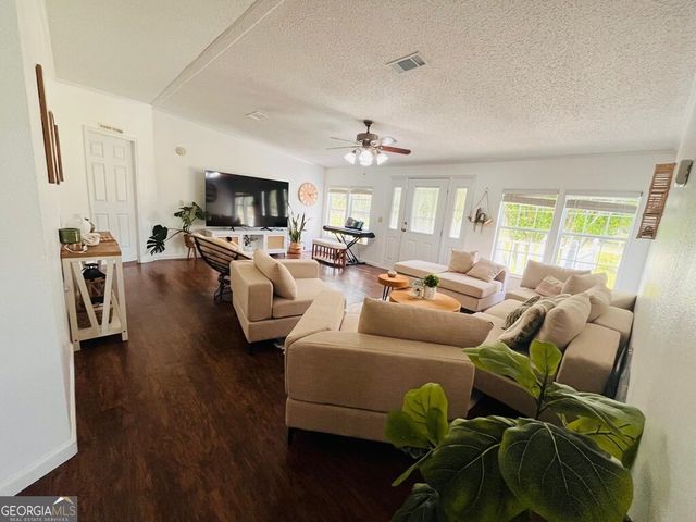 3592 Triple Lake, Valdosta, GA 31601