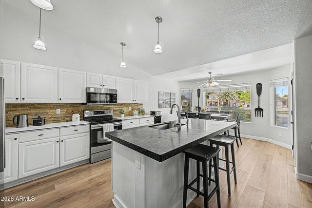 1312 W LYNX Way, Chandler, AZ 85248