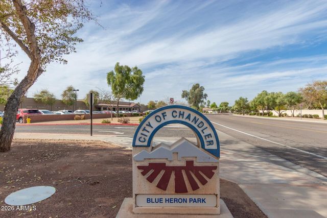 1312 W LYNX Way, Chandler, AZ 85248