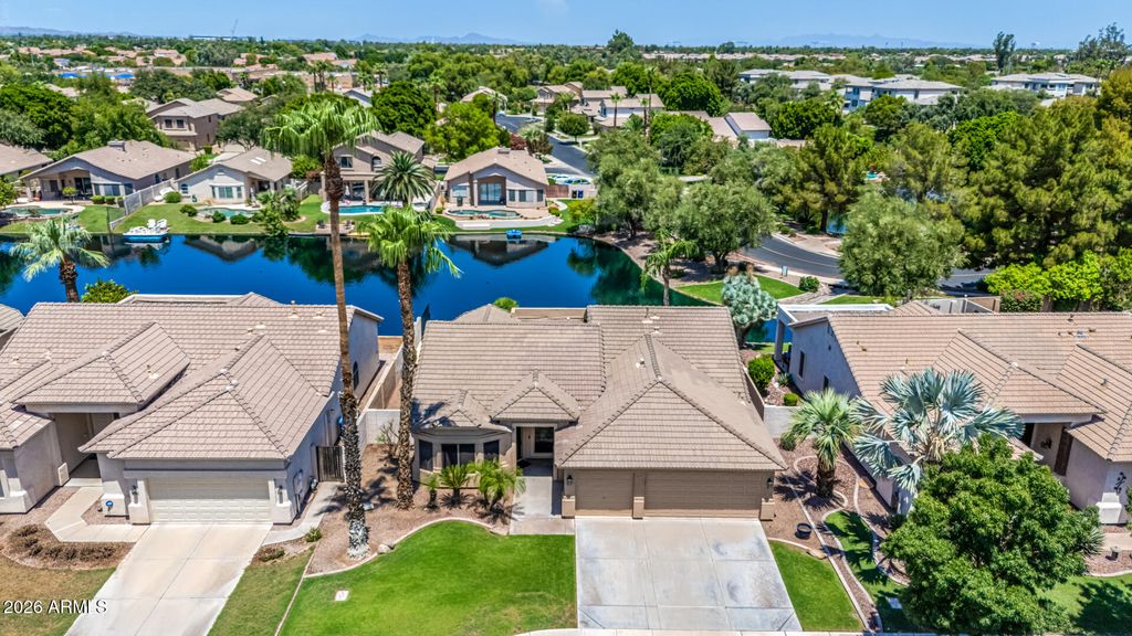 1312 W LYNX Way, Chandler, AZ 85248