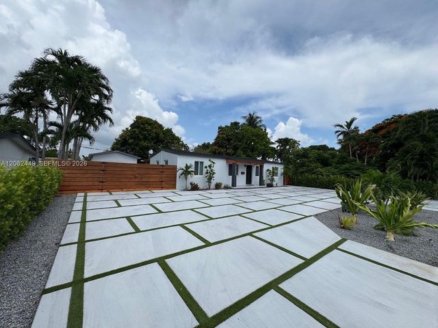 5430 SW 99th Ave, Miami, FL 33165