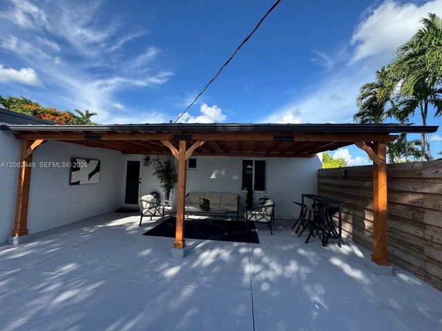 5430 SW 99th Ave, Miami, FL 33165