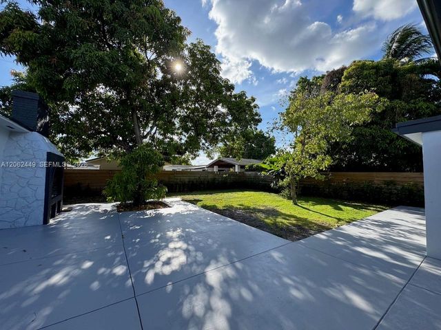 5430 SW 99th Ave, Miami, FL 33165