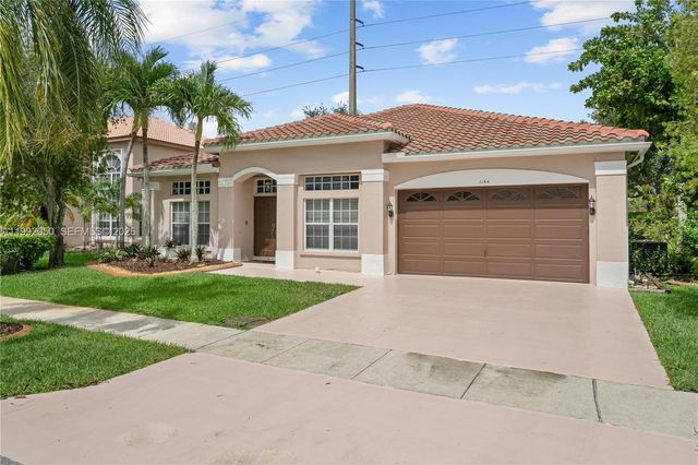 1154 NW 183rd Ter, Pembroke Pines, FL 33029