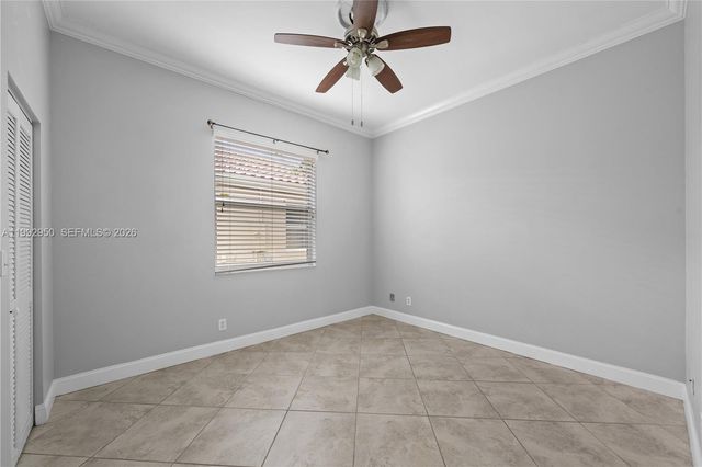 1154 NW 183rd Ter, Pembroke Pines, FL 33029