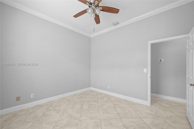 1154 NW 183rd Ter, Pembroke Pines, FL 33029