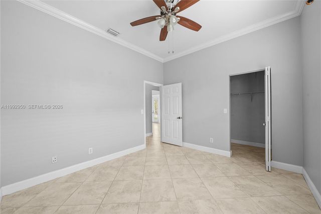 1154 NW 183rd Ter, Pembroke Pines, FL 33029