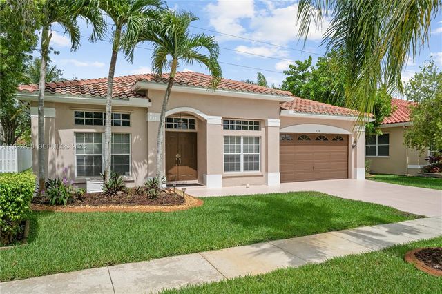 1154 NW 183rd Ter, Pembroke Pines, FL 33029