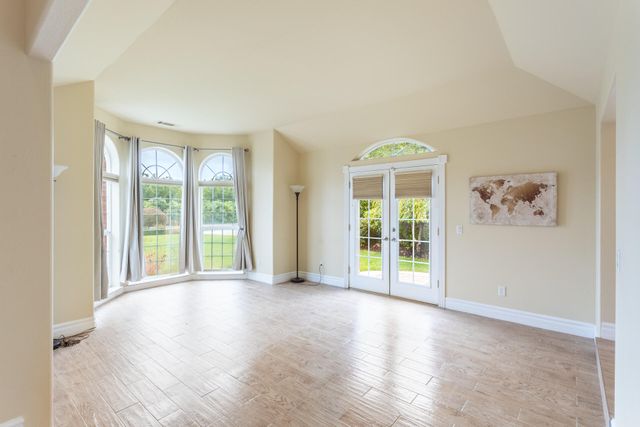 300 Agua Verdi Drive, Red Bluff, CA 96080