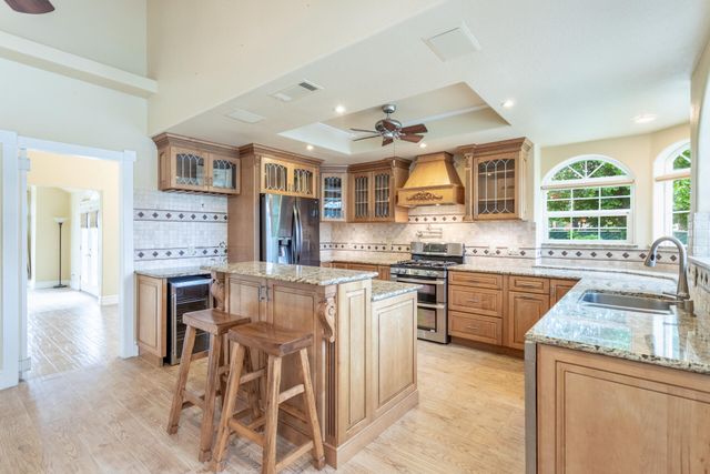 300 Agua Verdi Drive, Red Bluff, CA 96080