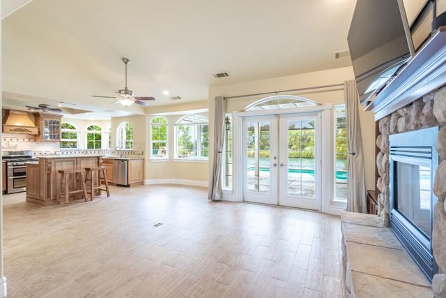 300 Agua Verdi Drive, Red Bluff, CA 96080