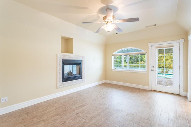 300 Agua Verdi Drive, Red Bluff, CA 96080