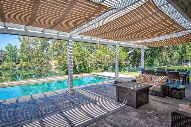 300 Agua Verdi Drive, Red Bluff, CA 96080