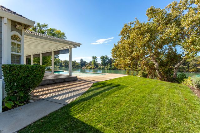 300 Agua Verdi Drive, Red Bluff, CA 96080