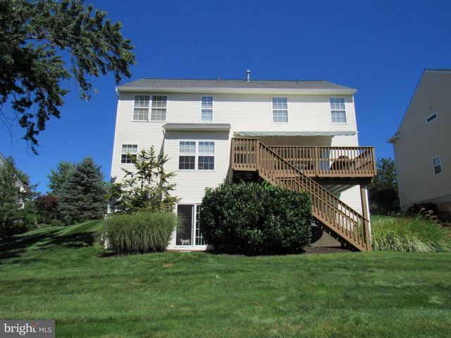 1214 STONEHENGE DR, Reading, PA 19606