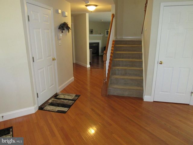 1214 STONEHENGE DR, Reading, PA 19606