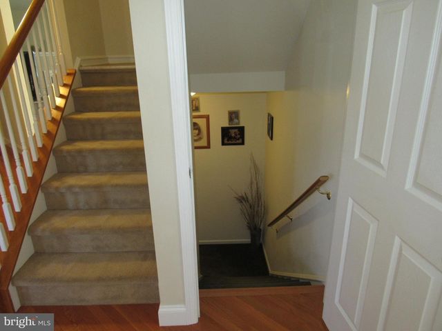 1214 STONEHENGE DR, Reading, PA 19606