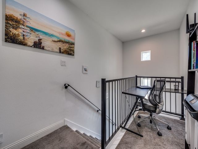 2709 Pennsylvania Avenue, Dallas, TX 75215