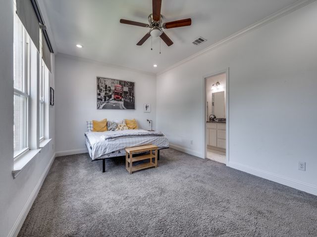 2709 Pennsylvania Avenue, Dallas, TX 75215