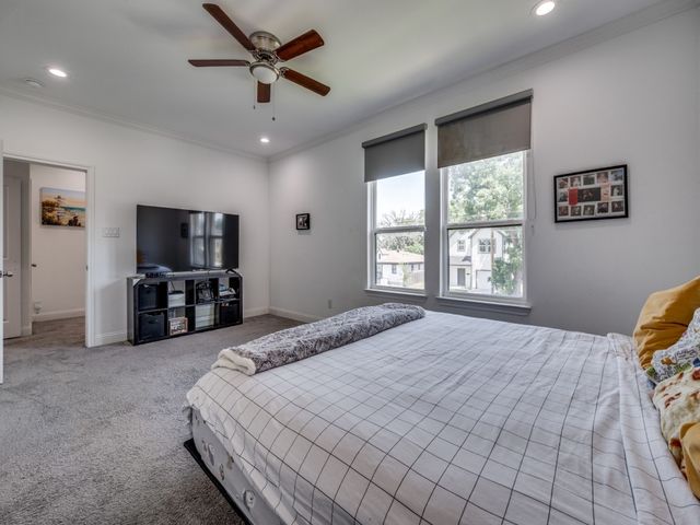 2709 Pennsylvania Avenue, Dallas, TX 75215