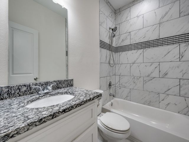 2709 Pennsylvania Avenue, Dallas, TX 75215