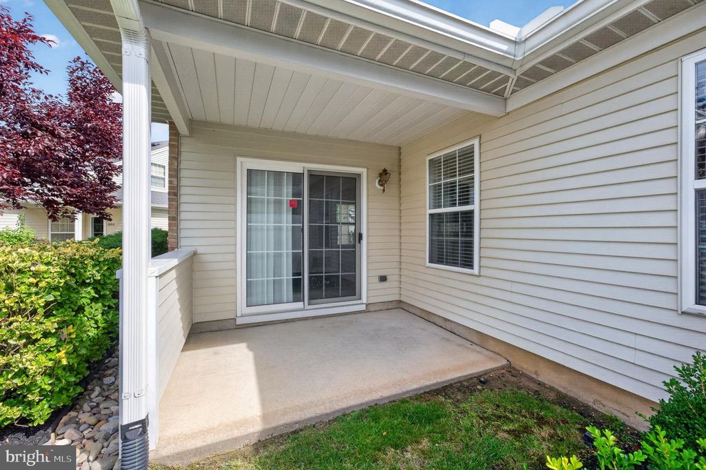 2803 SWEETLEAF TER, MOUNT LAUREL, NJ 08054 — photo 2