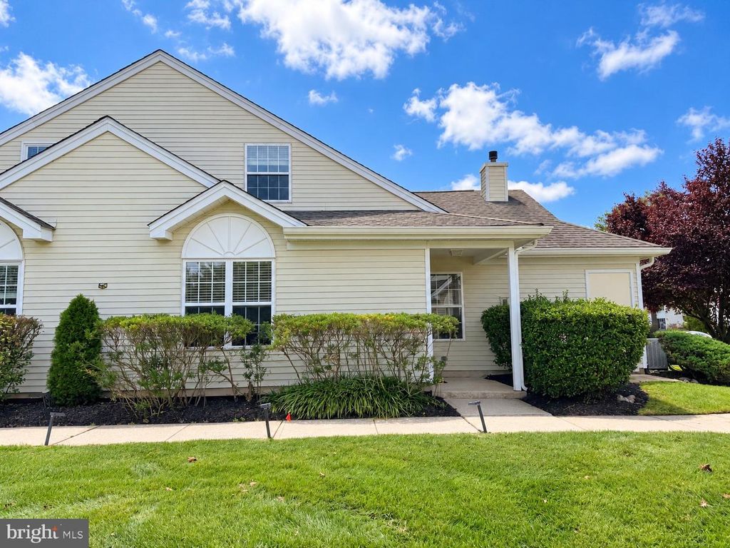 2803 SWEETLEAF TER, MOUNT LAUREL, NJ 08054 — photo 3