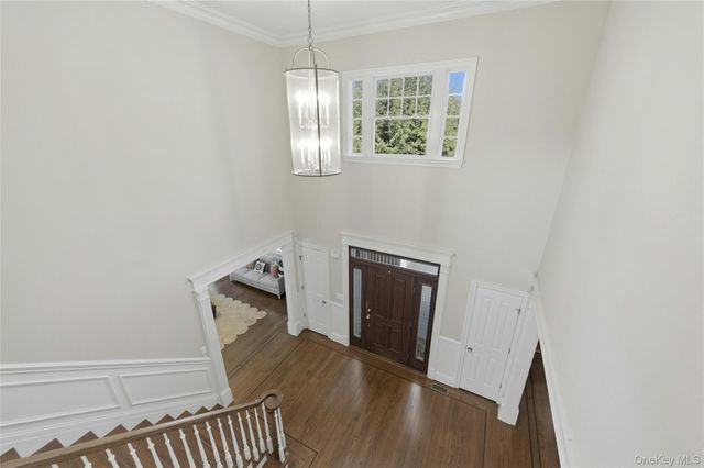 1330 Ridge Road, Laurel Hollow, NY 11791