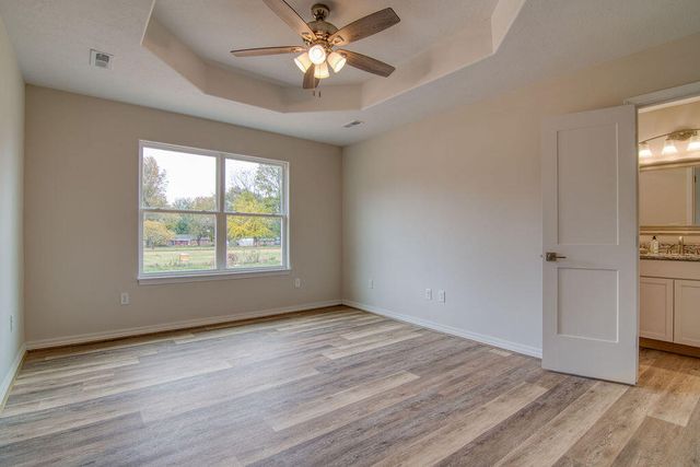 520 S Troy Avenue, Springfield, MO 65802