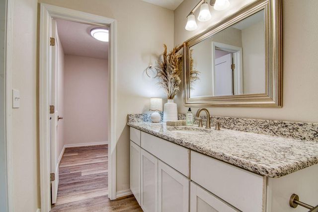 520 S Troy Avenue, Springfield, MO 65802