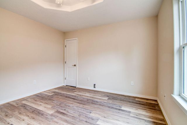 520 S Troy Avenue, Springfield, MO 65802