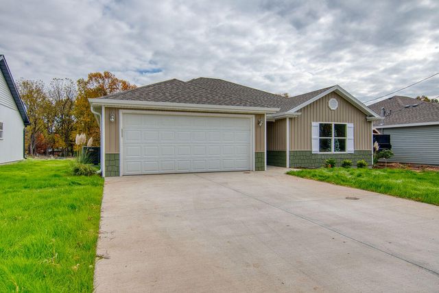 520 S Troy Avenue, Springfield, MO 65802