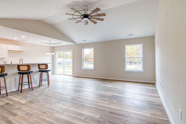 520 S Troy Avenue, Springfield, MO 65802