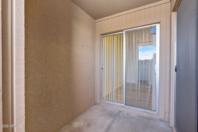 20235 N 3RD Drive 8, Phoenix, AZ 85027