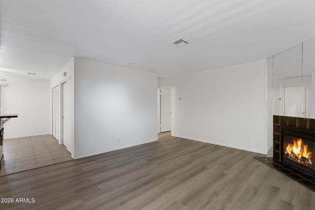 20235 N 3RD Drive 8, Phoenix, AZ 85027
