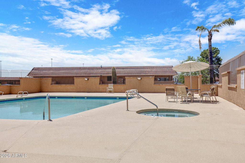 Image 26 of property listing at 20235 N 3RD Drive 8, Phoenix, AZ 85027