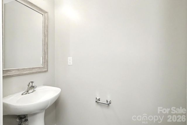 3219 Decapolis Drive, Charlotte, NC 28215