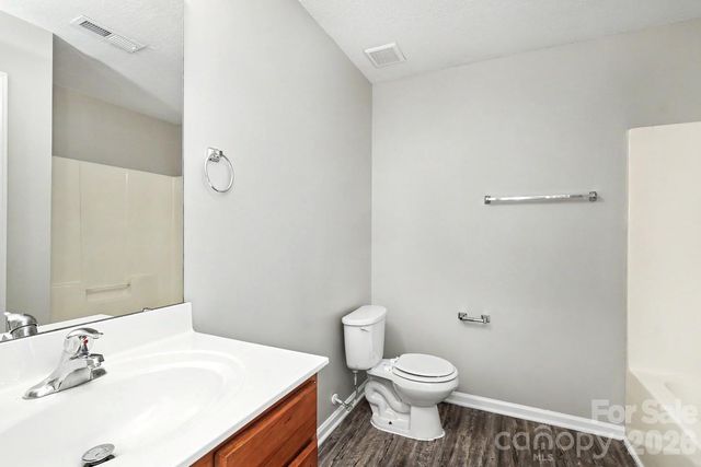 3219 Decapolis Drive, Charlotte, NC 28215