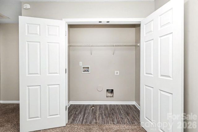 3219 Decapolis Drive, Charlotte, NC 28215