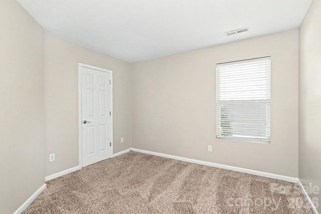 3219 Decapolis Drive, Charlotte, NC 28215