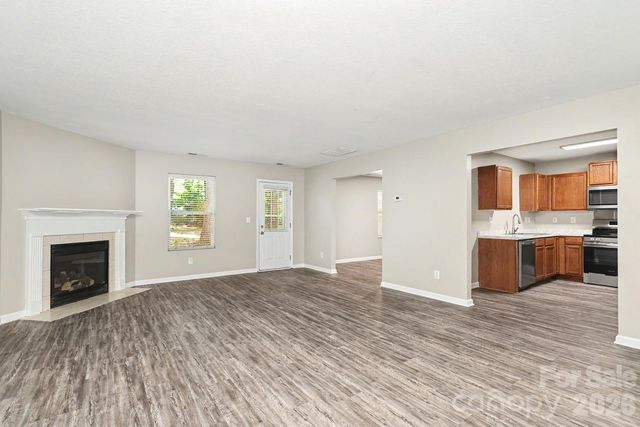 3219 Decapolis Drive, Charlotte, NC 28215