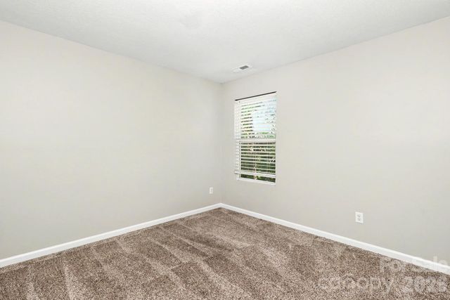 3219 Decapolis Drive, Charlotte, NC 28215